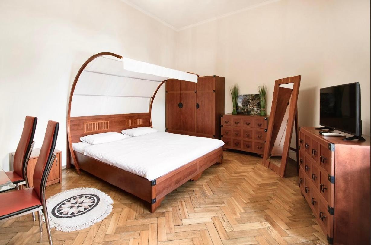 Vidfort Вороного Lviv Extérieur photo