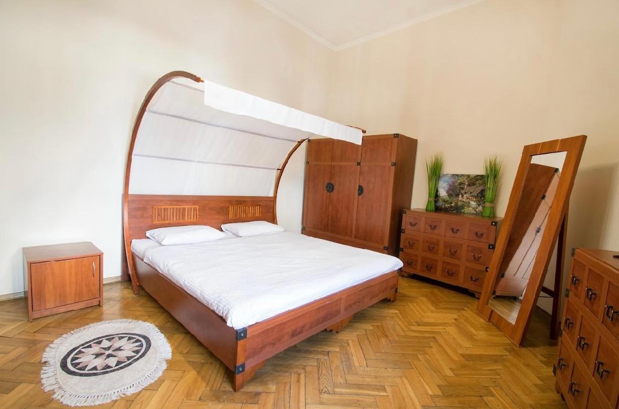 Vidfort Вороного Lviv Extérieur photo